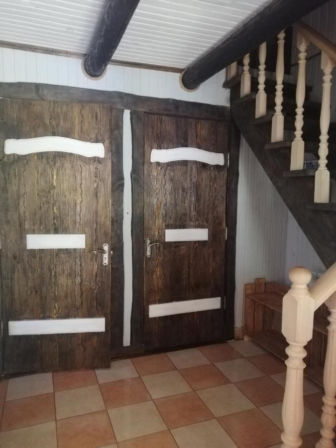 7+Я Villa Verkhovyna Bagian luar foto